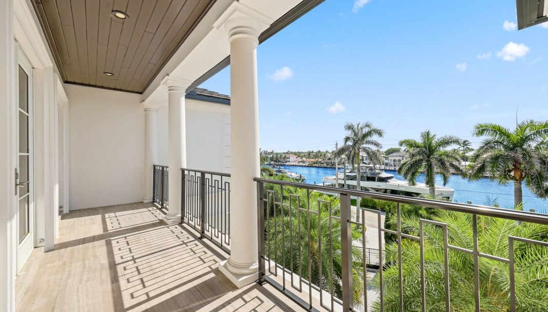 Covered balcony overlooking the Intracoastal